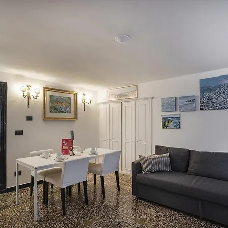Apartment Les Escaliers Di Santa Maria By Wonderful Italy *